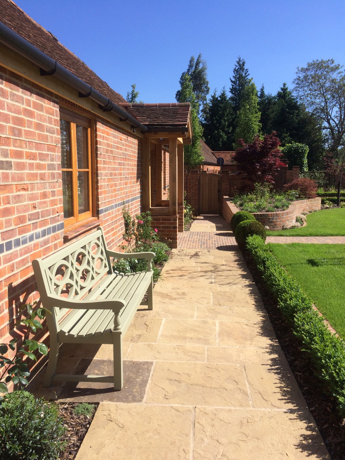 Private Garden Oxfordshire 11